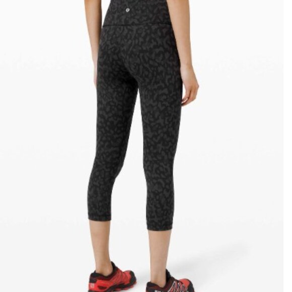 Lululemon Wunder Train High-Rise Crop 21" in Formation Camo Deep Coal Multi - Picture 3 of 9